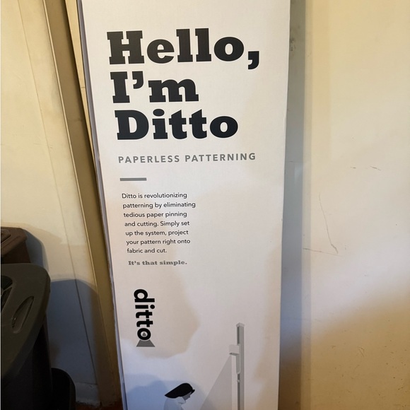 Dittos patternless projection system - Picture 2 of 3